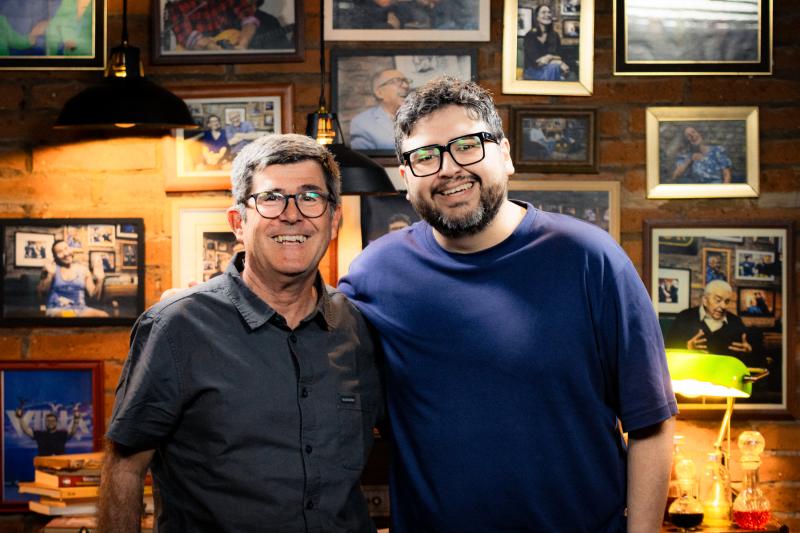 Marcelo Comparini y Luis Slimming en "Entre broma y broma". Créditos: El Sentido del Humor Producciones.