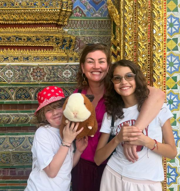 Javiera Contador con sus hijos