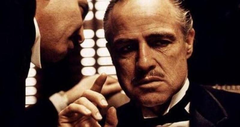 Tom Hagen, en El Padrino, donde logró su primera nominación al Oscar