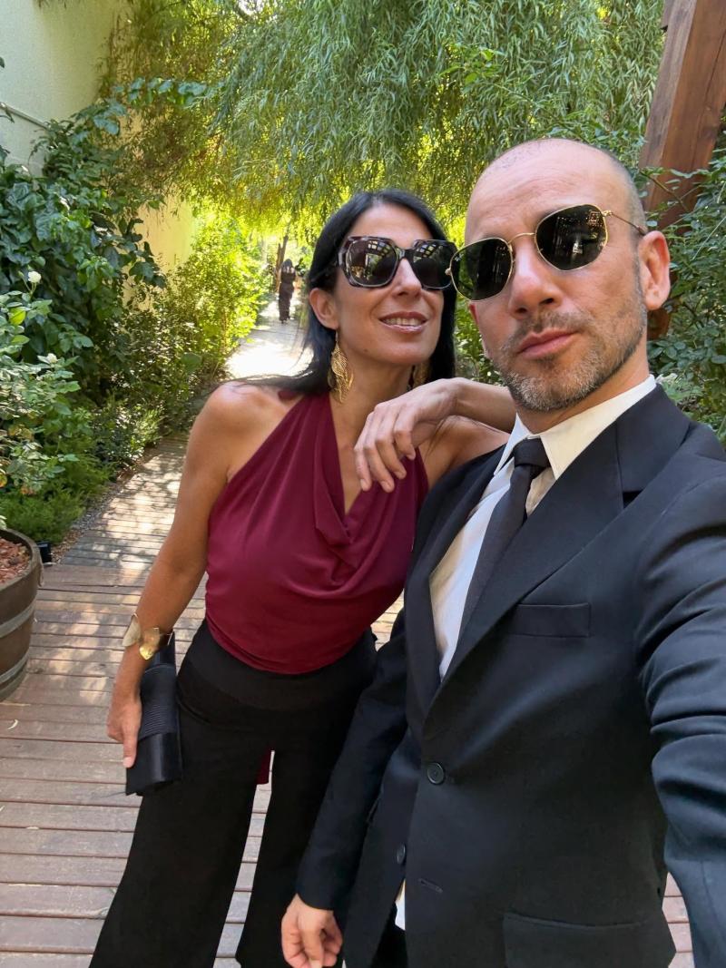 Chris Ocaranza en el matrimonio de Leticia Zamorano.