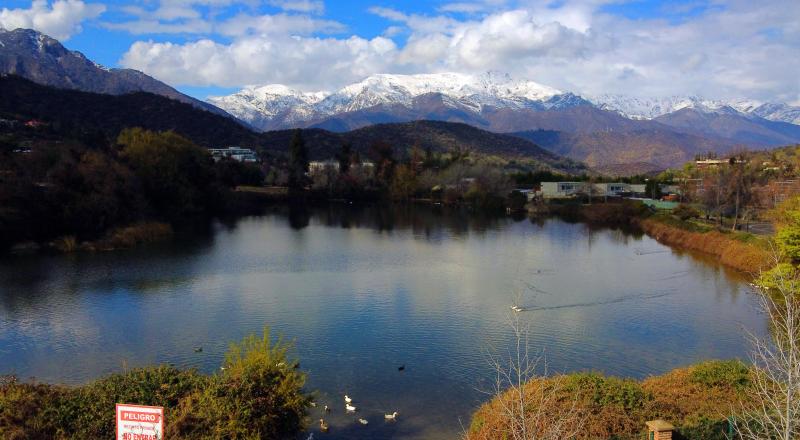 Humedal La Poza en Lo Barnechea. Créditos: Agencia UNO.