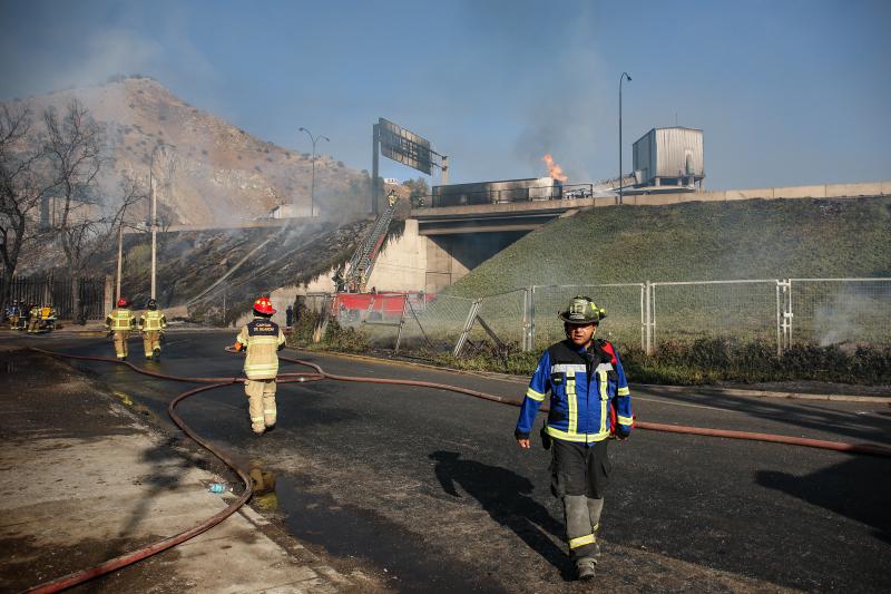 Explosión en Renca - Aton.