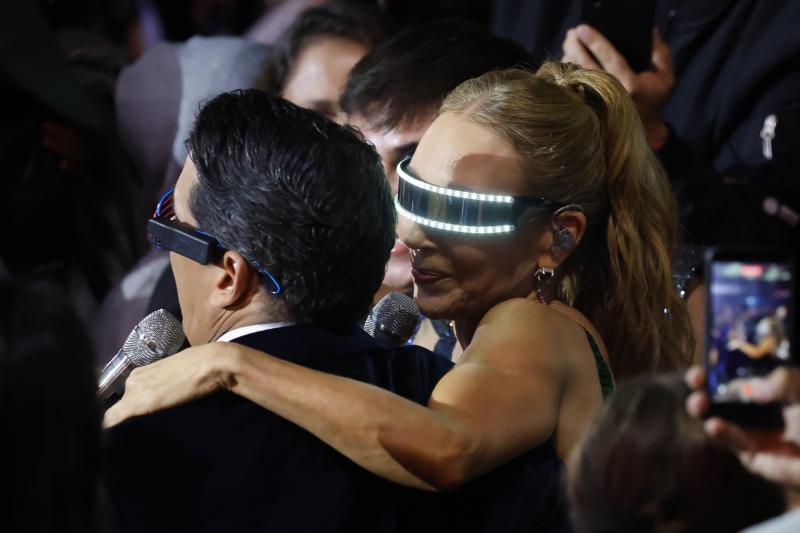 El look de Karen Doggenweiler en la segunda noche del Festival de Viña 2026.