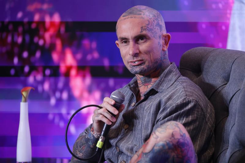 Ke Personajes se refiere a supuesta invitación de Américo a Viña - Aton.