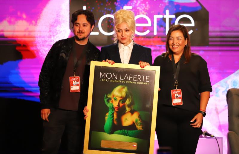 Mon Laferte en conferencia de prensa previa a su show de Viña del Mar 2026. Créditos: ATON