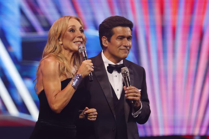Karen Doggenweiler y Rafael Araneda en el Festival de Viña 2026 | Aton