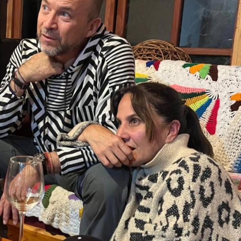 Claudia Pérez y su pareja | Instagram