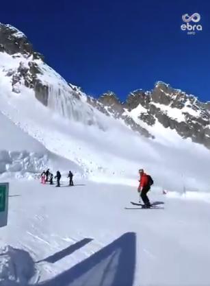 La avalancha en los alpes franceses afectó una zona habilitada para el esquí/X