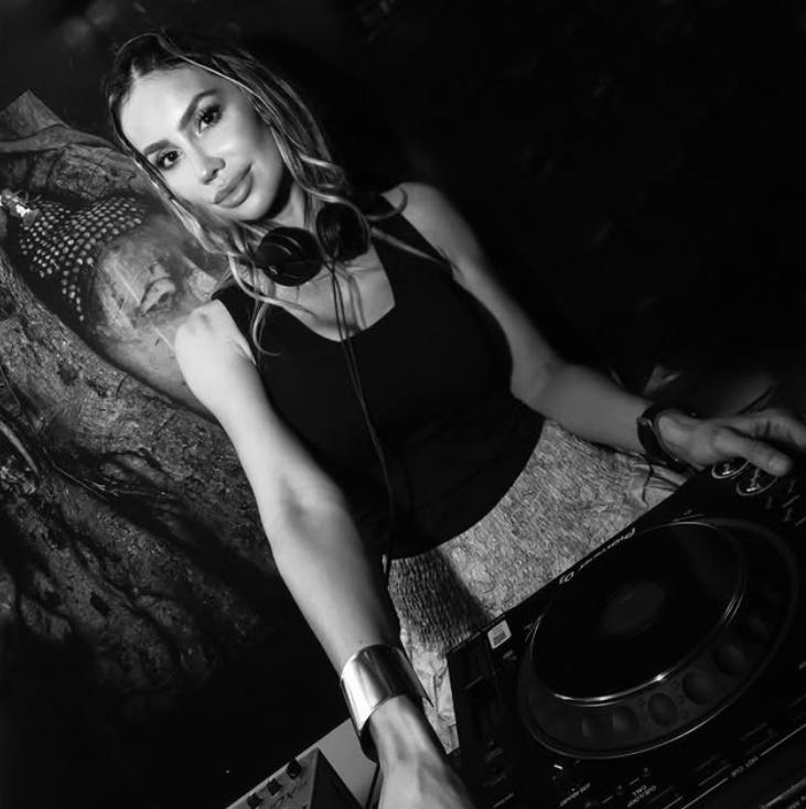 Romina Salazar se muestra con renovada apariencia | Instagram