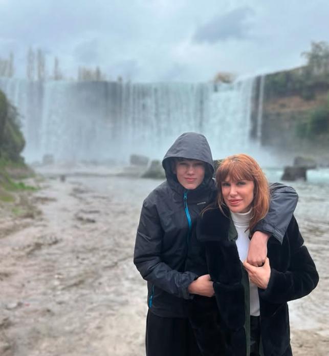 Wilma González y su hijo Noah, Instagram.