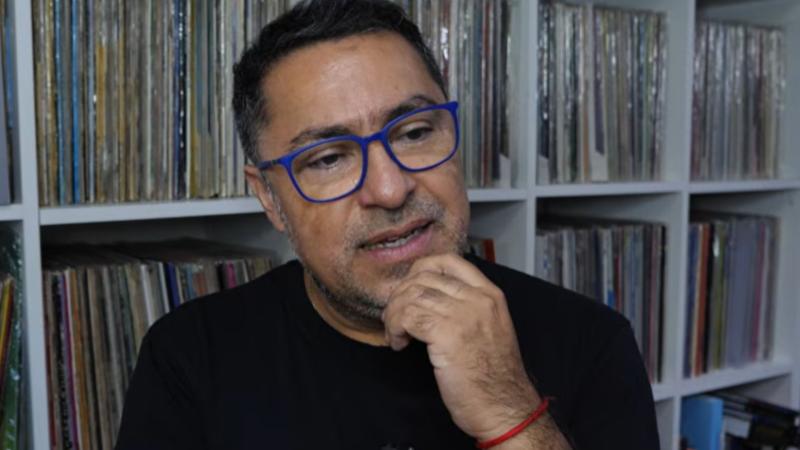 Chico Pérez vende su colección de vinilos