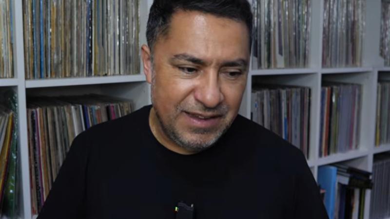 Chico Pérez pone en venta su colección de vinilos