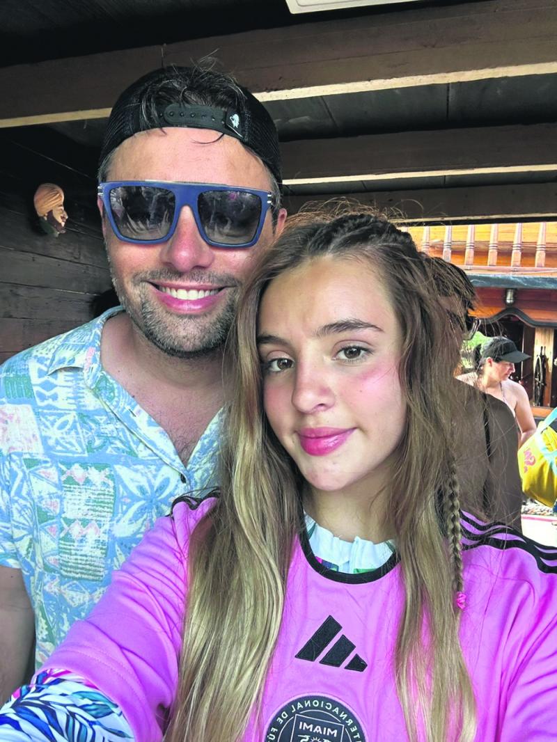 Daniel Valenzuela y su hija Alondra - Instagram