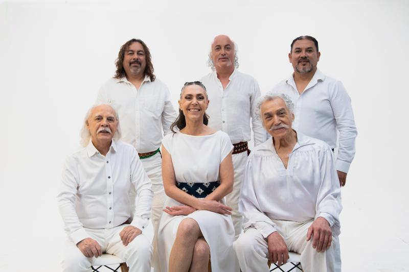 Los Jaivas presentan documental Alturas de Macchu Picchu al aire libre en versión remasterizada.