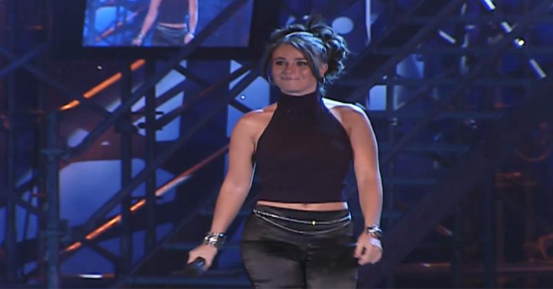 Amaya Forch fue invitada a cantar con David Hasselhoff en el Festival de Viña 2001