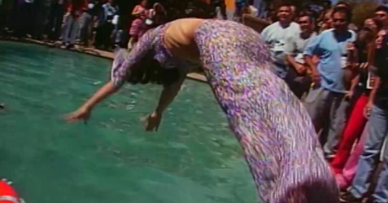 Natalia Oreiro fue el primer piscinazo de reina del Festival de Viña (2001)