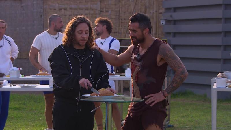 Daúd fue elegido por las juezas como el repostero del peor queque en "Mundos Opuestos".