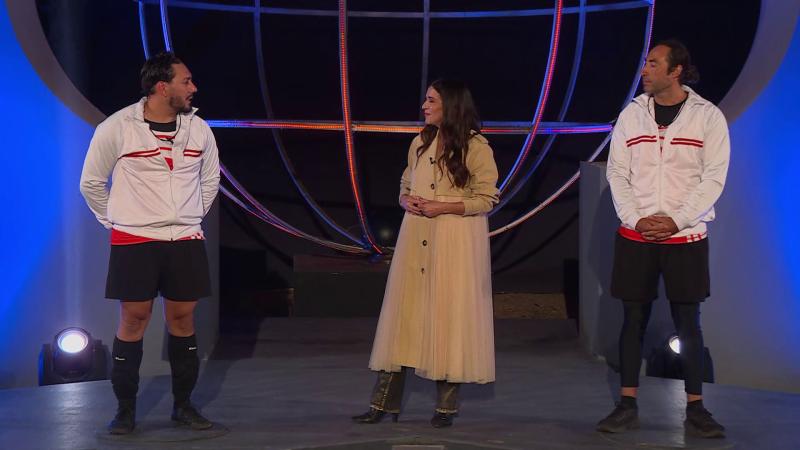 Mario Ortega y Dash González se efrentan en una prueba de eliminación marcada por la habilidad y la resistencia en "Mundos Opuestos".