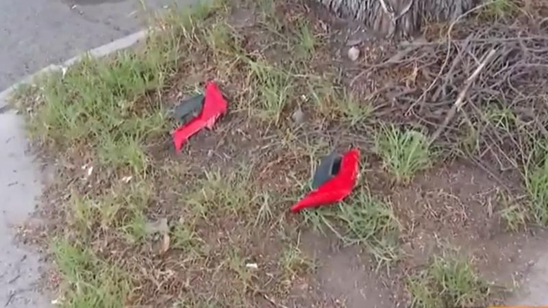 Restos de la moto que atropelló a adulta mayor en Maipú