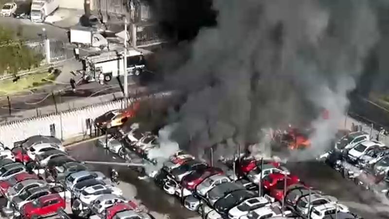 Doctor Ugarte ayuda tras incendio en Renca