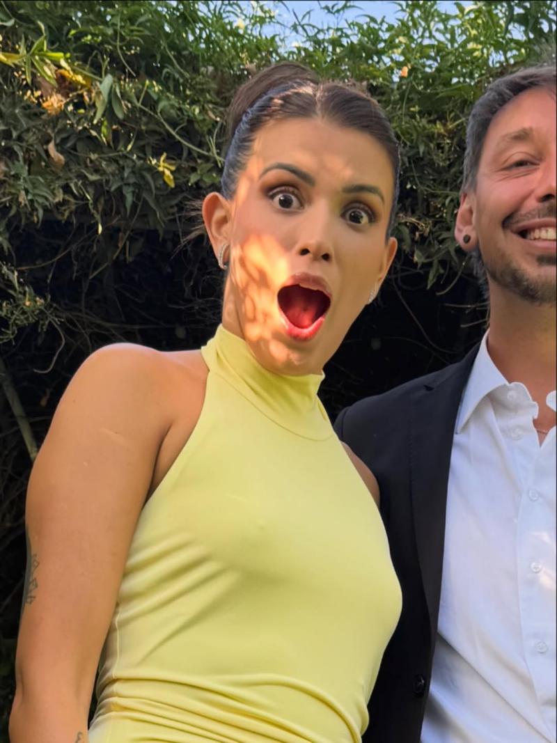 El particular detalle que llamó la atención en foto de Rodrigo Gallina y Cony Capelli | Instagram