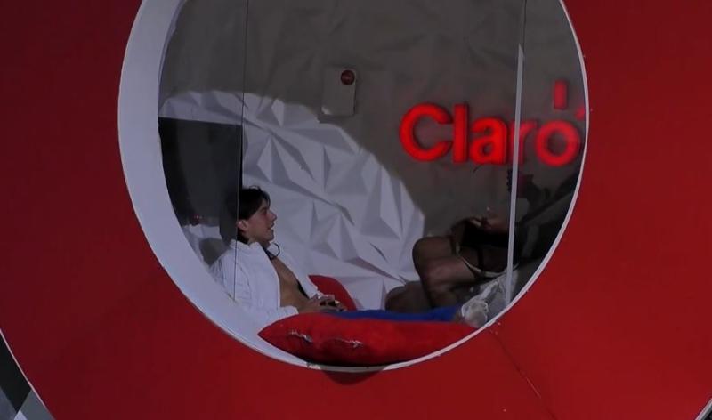 Alan le aconsejó a Mario hablar con su pareja afura del encierro.