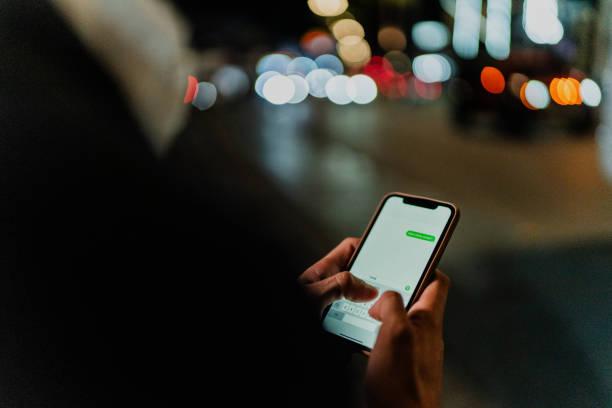 Conoce el truco para vaciar la "papelera" de WhatsApp - ISTOCK