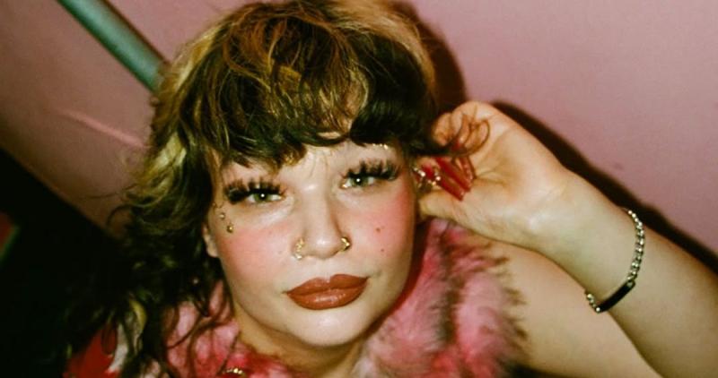 Lola Young en una entrevista: ¿Qué otra cosa podía hacer, morir?