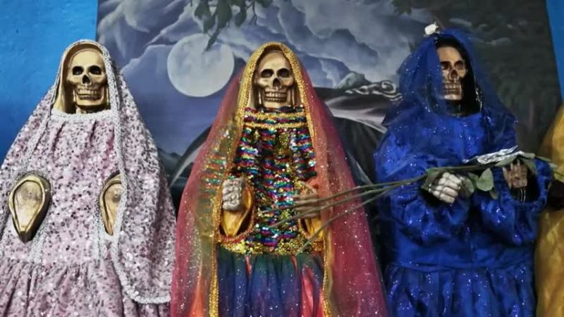 Figuras de la Santa Muerte. Créditos: 13C