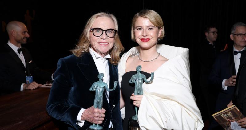 Amy Madigan y Jessie Buckley