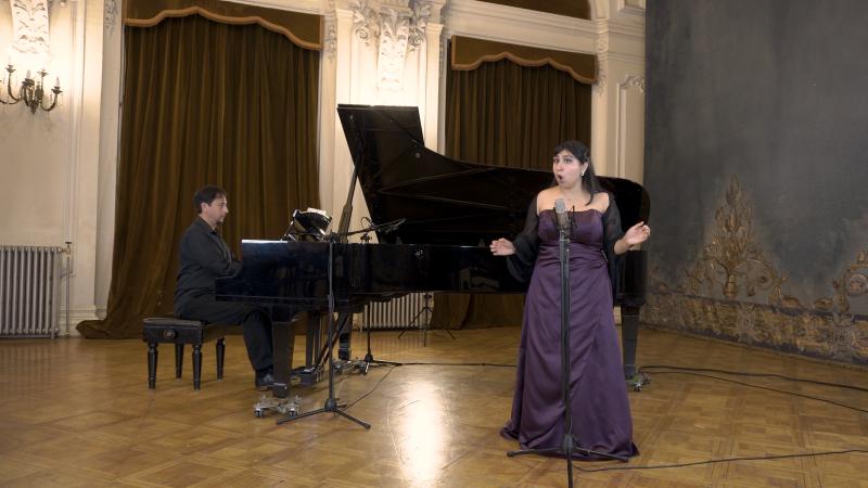 Fundación CorpArtes presenta el concierto “Gabriela Mistral en la canción de arte chilena”.