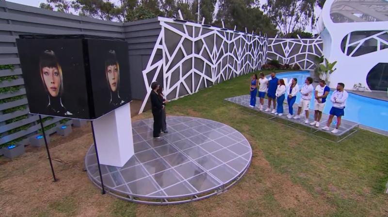 Asamblea en la recta final de Mundos Opuestos