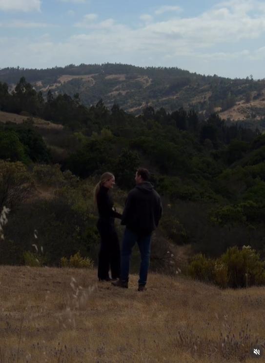 Gesto en video de Florencia Araneda que generó debate en redes | Instagram