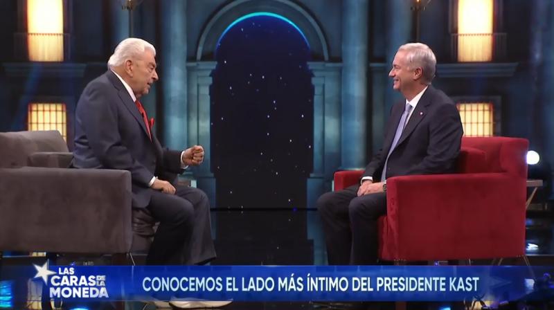 José Antonio Kast agradece personalmente a Valentín Trujillo.