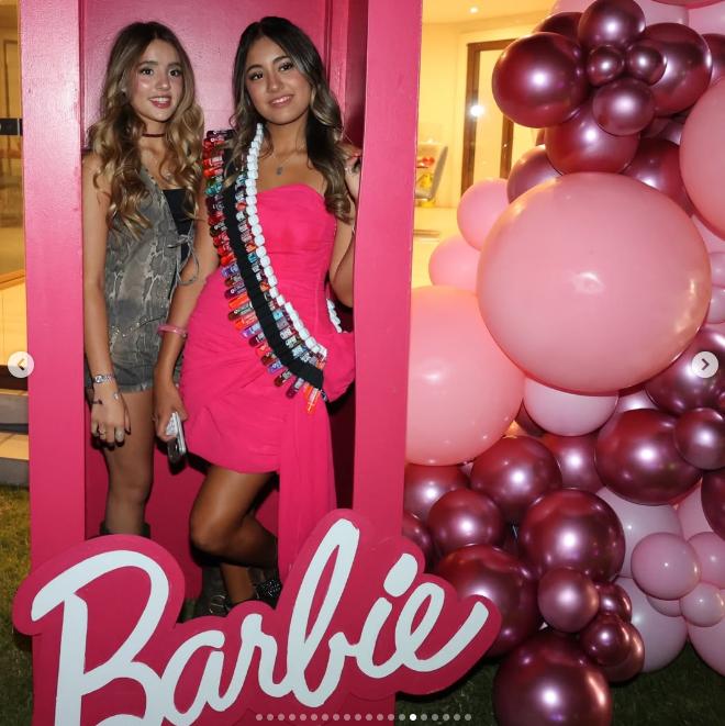 Alondra junto a Eloísa, hijas de Paloma Aliaga y Daniel Valenzuela | Instagram