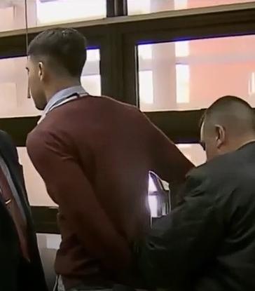 Santiago Martínez durante la condena por violencia de género | Captura