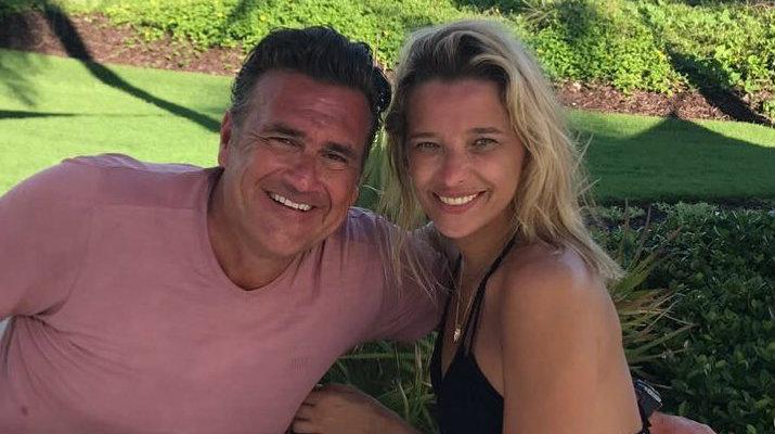 Claudia Schmitd y John Bogdan