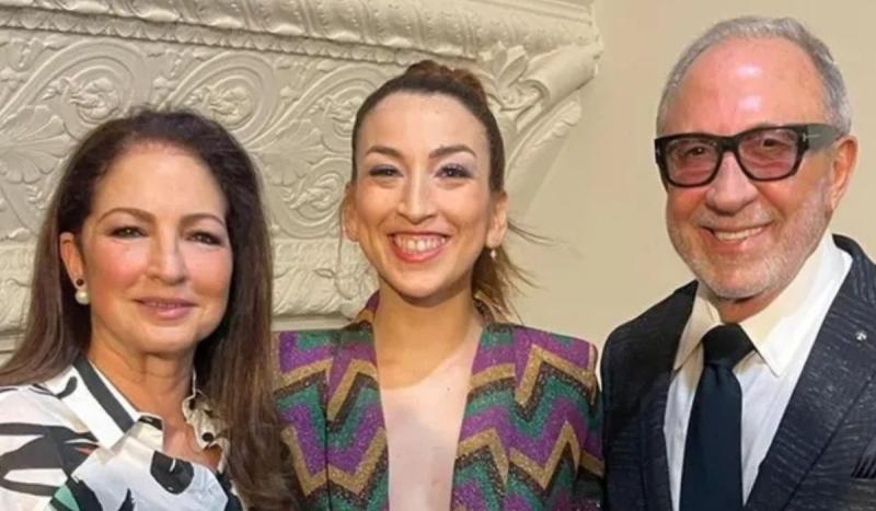 Actriz Francisca Tapia junto a Glorian Estefan y Emilio Estefan | Instagram