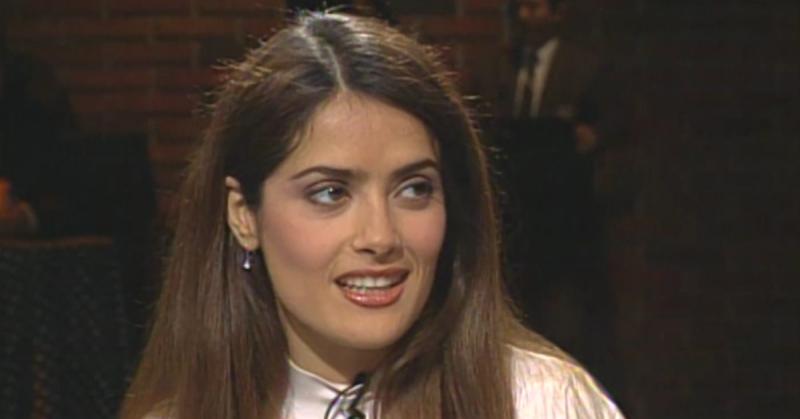 Salma Hayek fue entrevistada por humoristas en Noche de Ronda (1997)