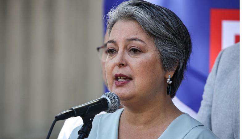 Jeannette Jara estará en "Mesa Central"