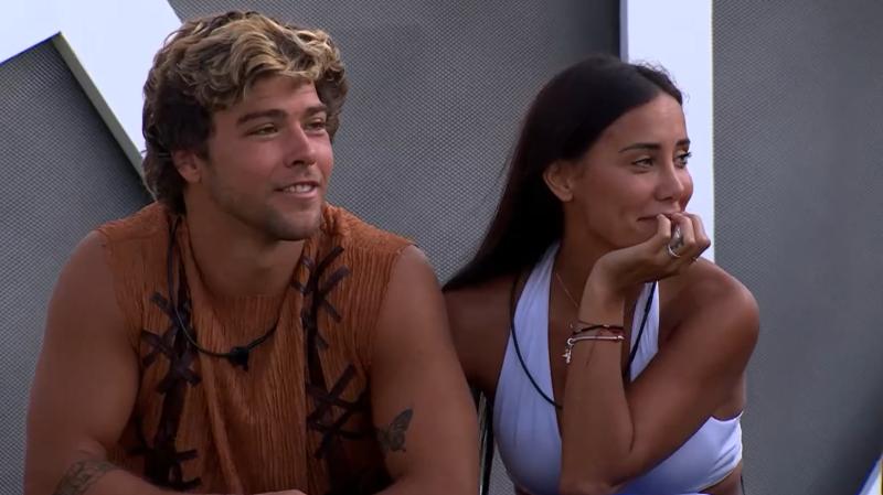 Jota y Cyntia Cofano en Mundos Opuestos