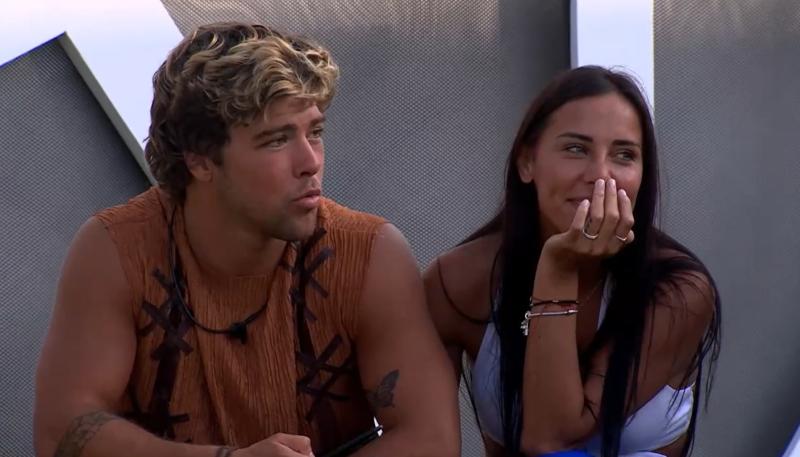 Jota y Cyntia Cofano en Mundos Opuestos