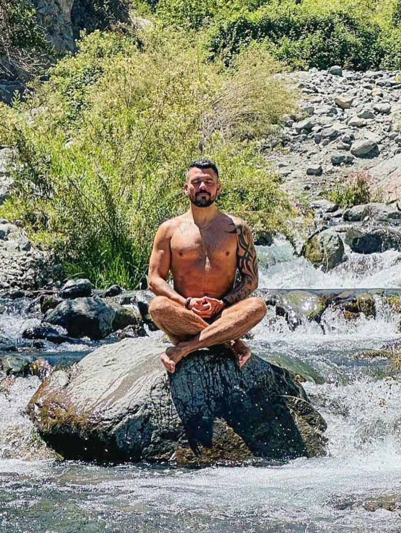 Juan Pedro en su preparación para la final de Mundos Opuestos.