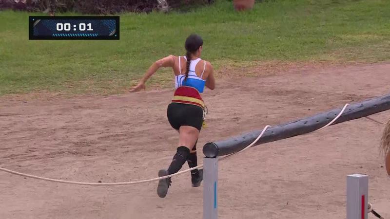 Vanessa no quiso esperar los 15 segundos de penalización que tenía Evelyn Ortiz.