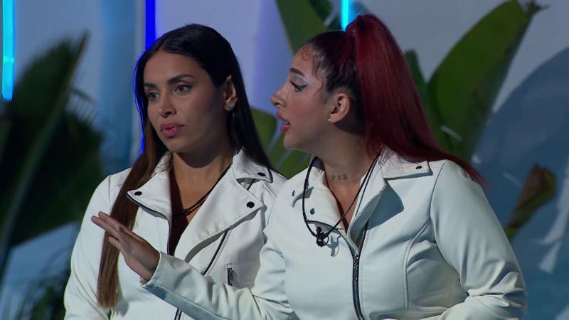 Chilota en Mundos Opuestos