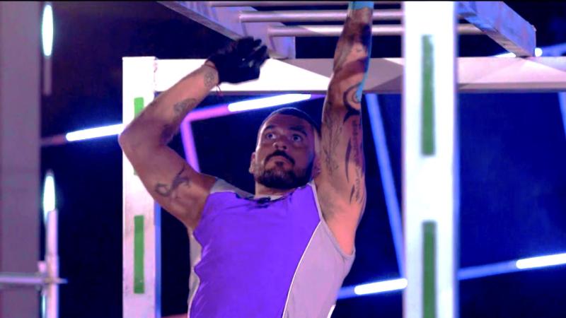 Juan Pedro se enfrentó a Jota en Mundos Opuestos