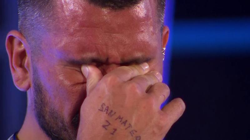Juan Pedro se emocionó hasta las lágrimas durante su despedida