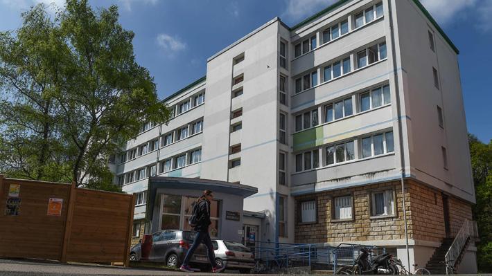 Fachada de la residencia universitaria Rousseau | AFP