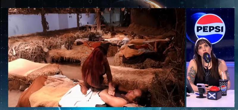 Natu Urtubias en el react de Mundos Opuestos