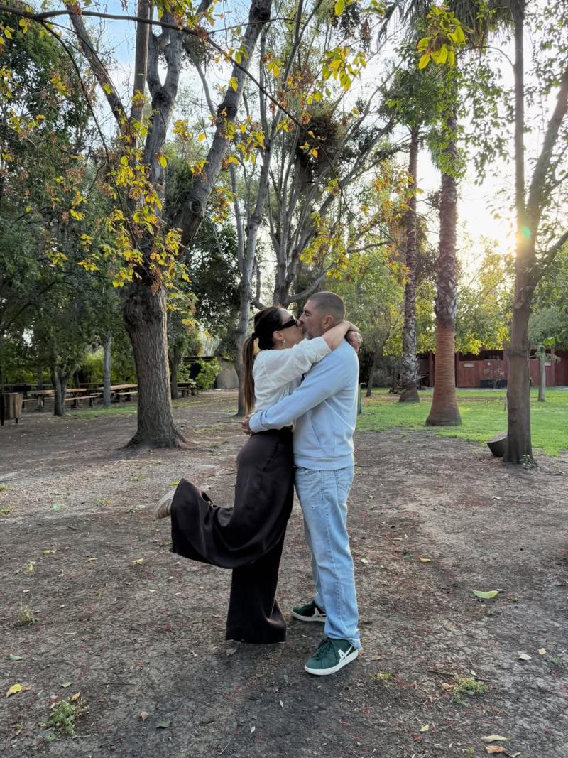 Expareja de DJ Méndez publica románticas fotografías | Instagram